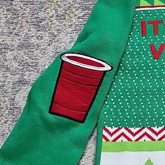Spencer's Holiday Sweater Ugly Christmast Medium Top Beer Pong Drinking Festive - Picture 3 of 4
